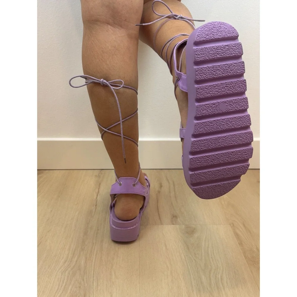 Unbranded lace up